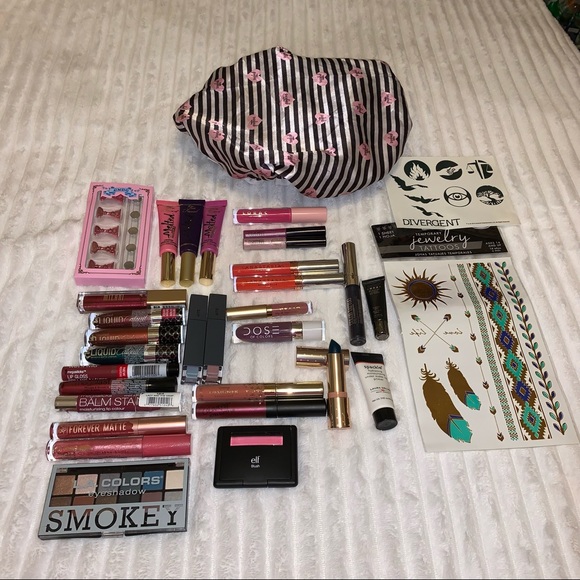 Beauty Bundle With High End and Drugstore Items - Picture 12 of 12